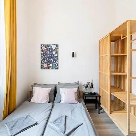 A Cozy For Wanderers Apartment